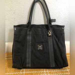 Henri bendel zip tote bag
